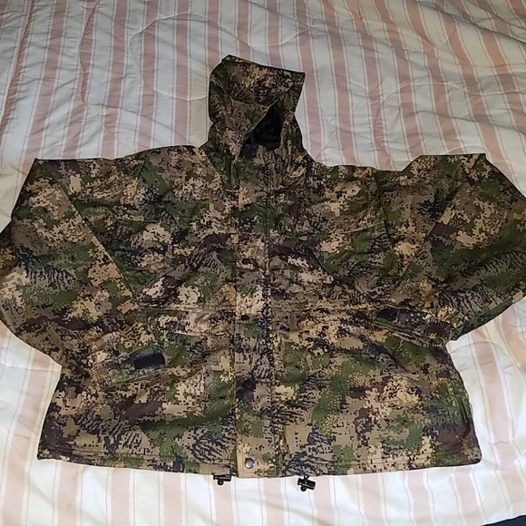 wfs element gear jacket
